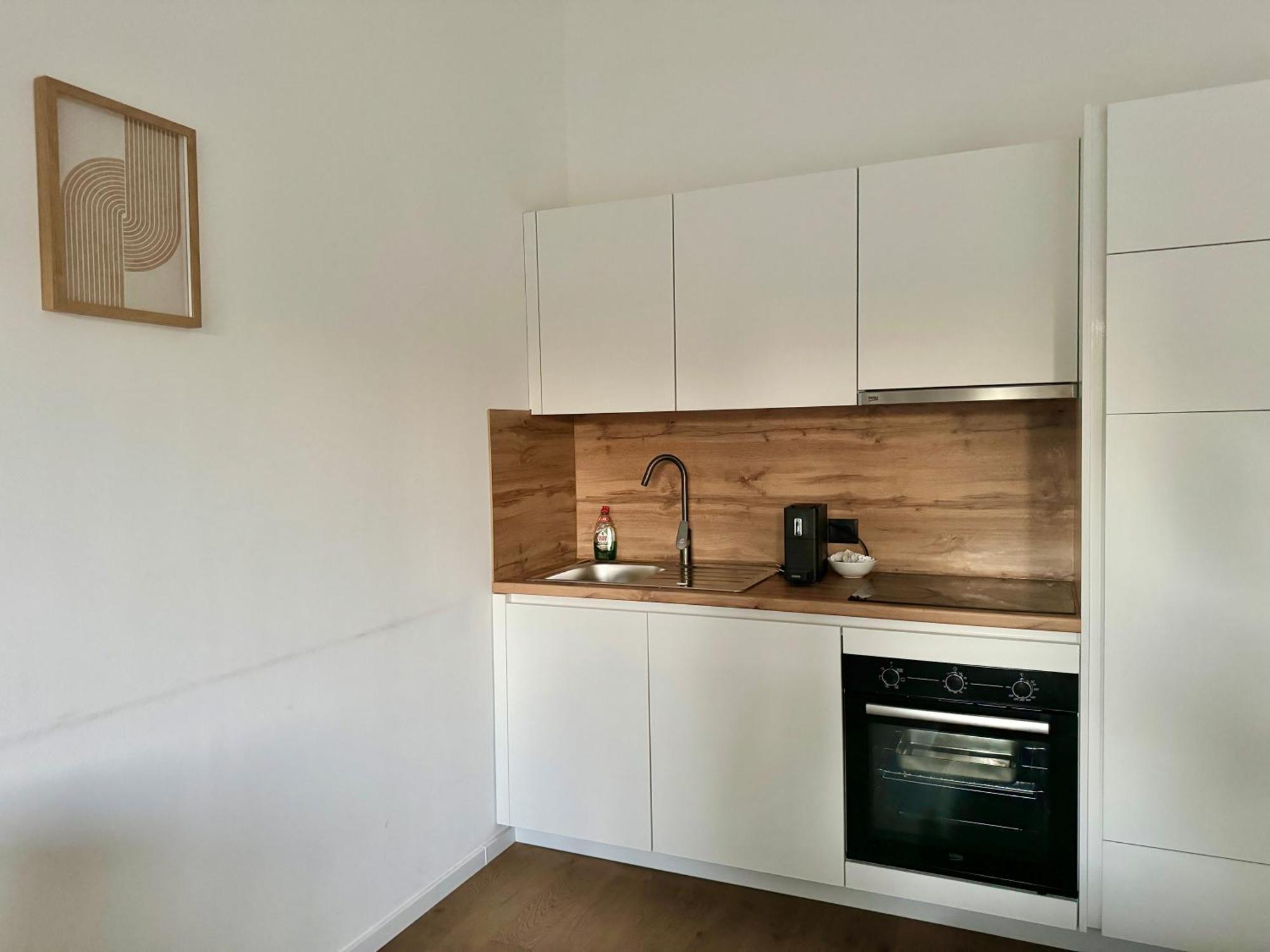 Modern Stylish Studio With Free Parking Apartament